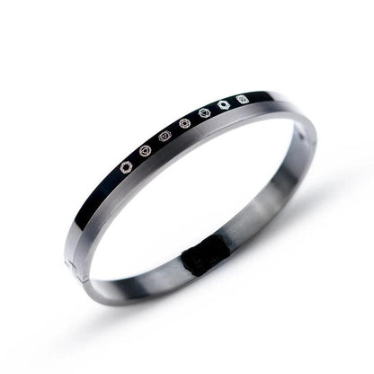 Balance 7 Chakra Kada Bracelet for Men – A Stylish Fusion of Symbolism and Strength